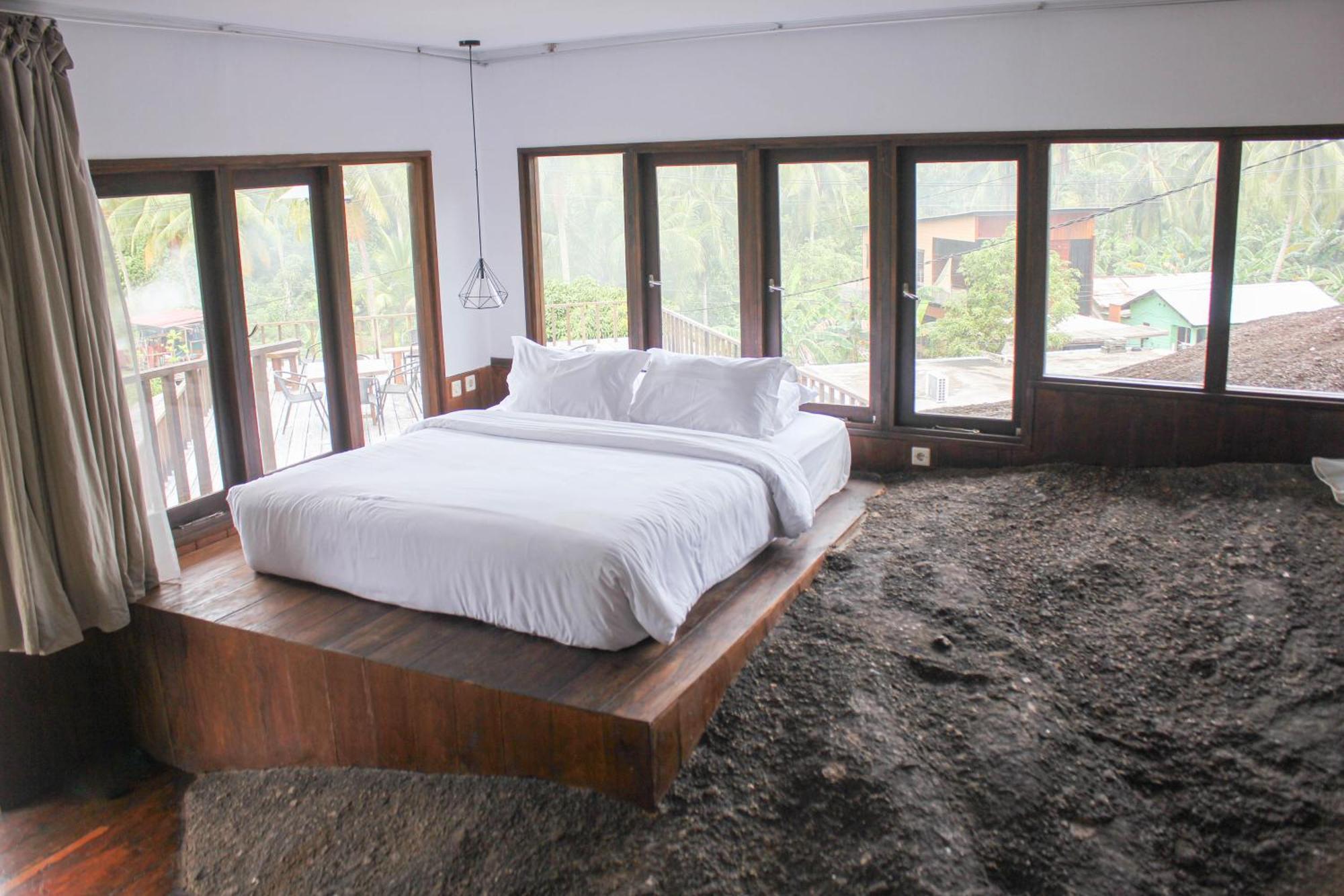 Natuna Dive Resort Ranai Buitenkant foto